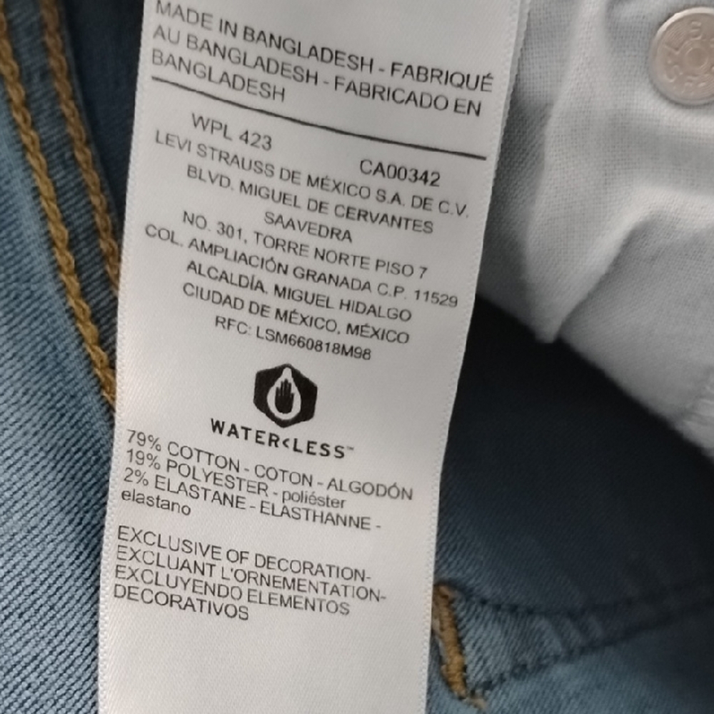 Levi's Women's Denim Skinny Jeans - Light Blue - Picture 3 of 7
